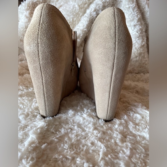 Le château suede wedge heel 6.5 - Picture 8 of 12